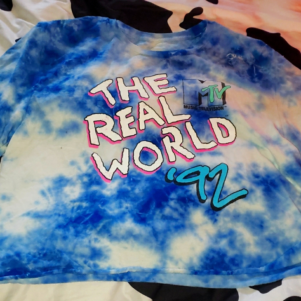 Mtv cropped tee shirt